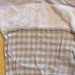 Winnie the pooh patch work nursery quilt. Set.